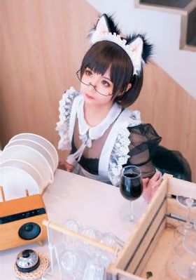 女邻居在线_国产剧电影完整版